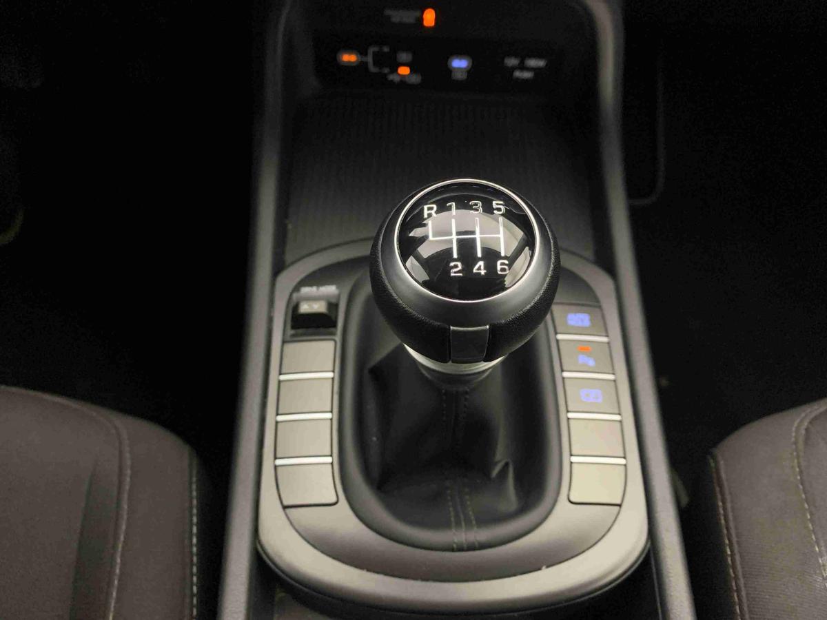 hyundai-kauai-2024-gasolina-998cc