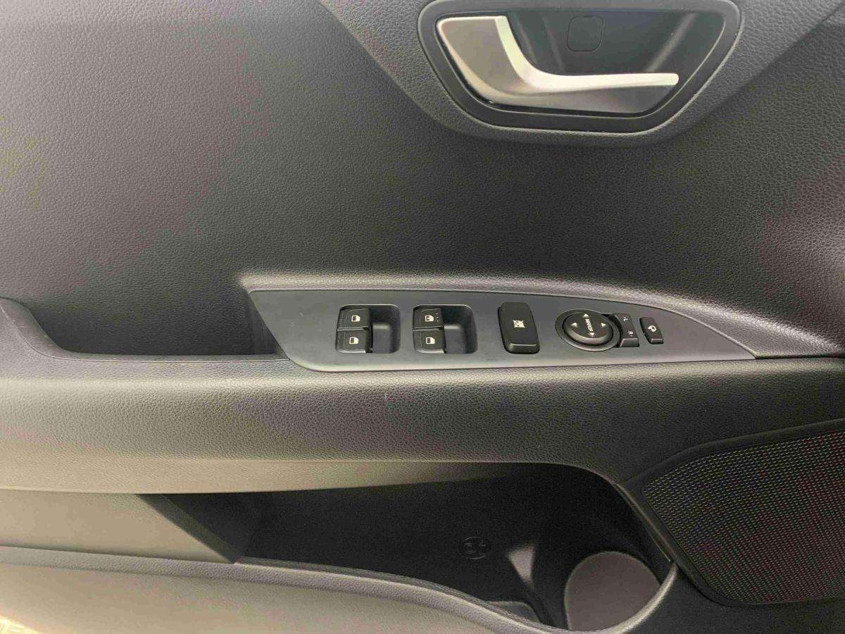 kia-stonic-2025-gasolina-998cc