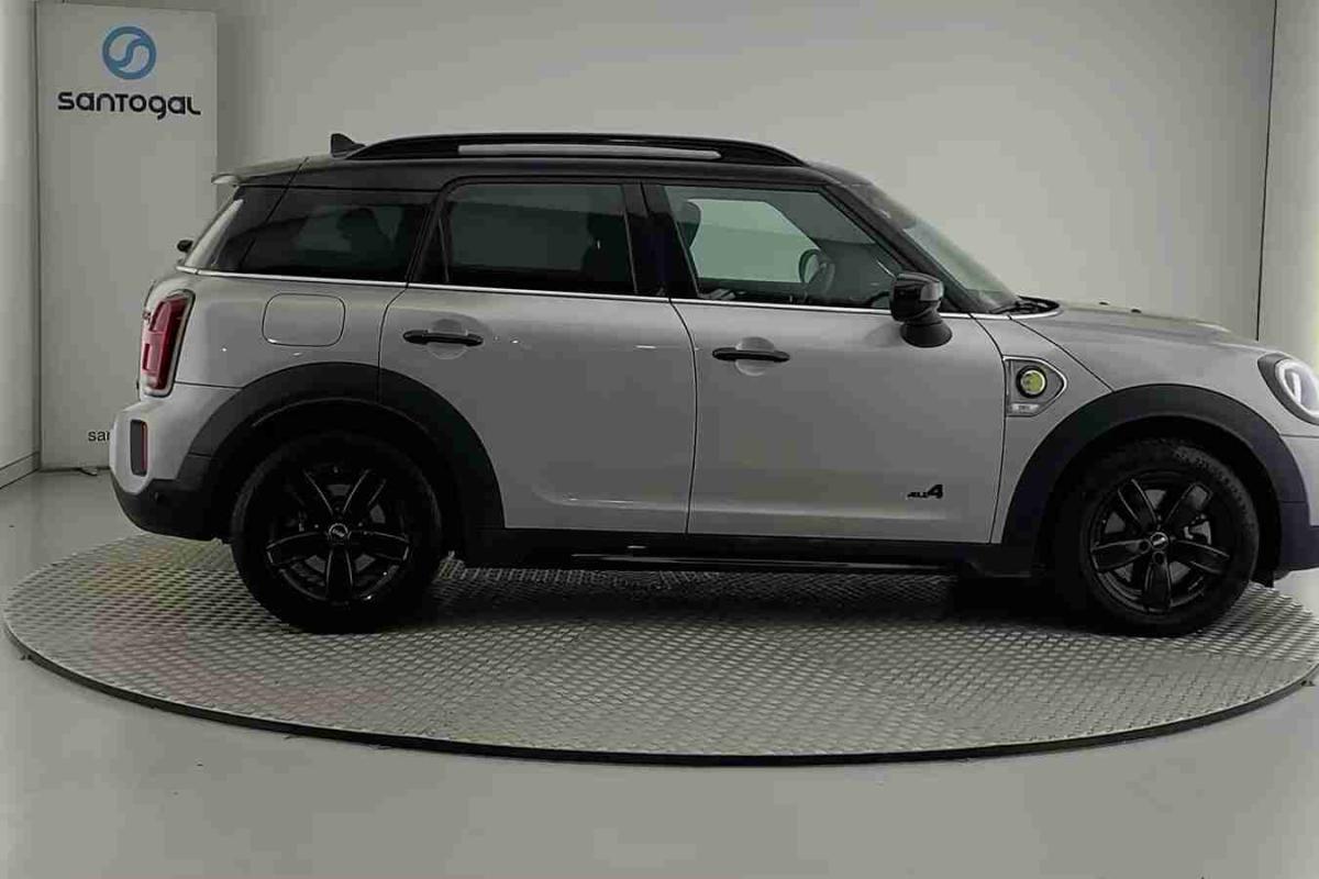 mini-countryman-2023-hibrido-1499cc