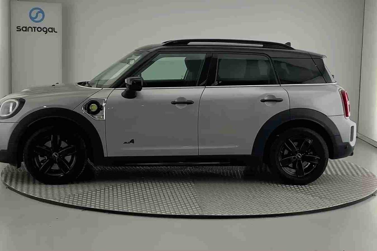 mini-countryman-2023-hibrido-1499cc