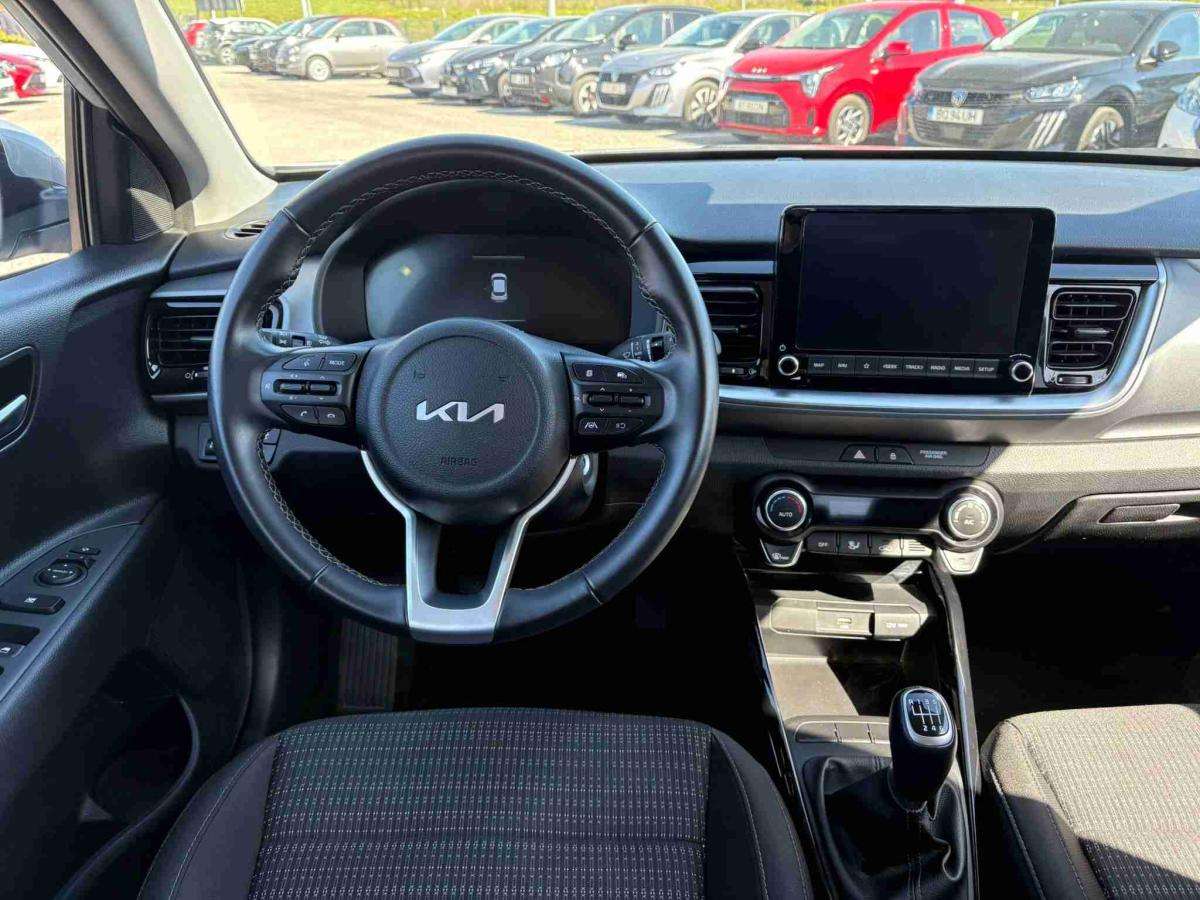 kia-stonic-2025-gasolina-998cc