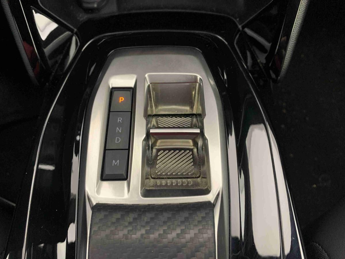 peugeot-2008-2025-gasolina-1199cc