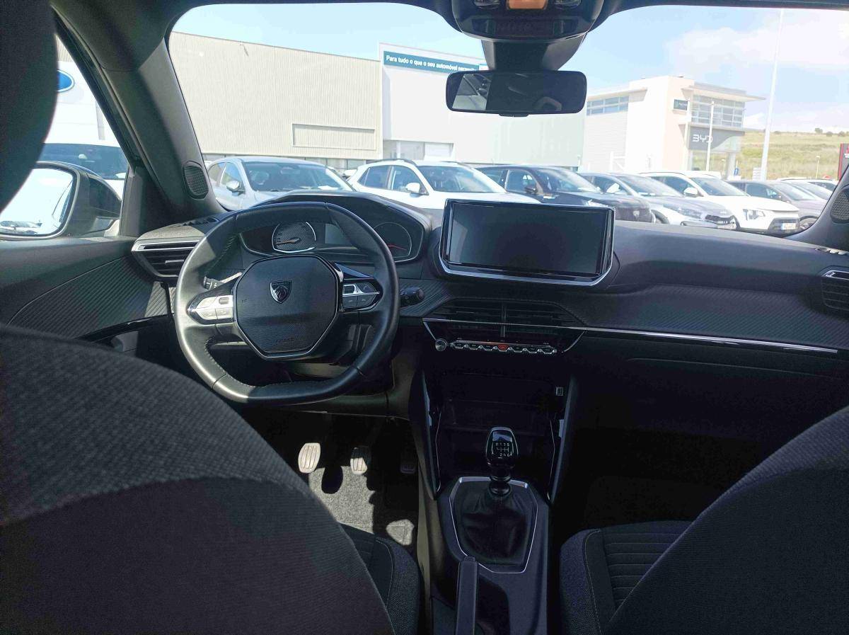 peugeot-2008-2024-gasolina-1199cc