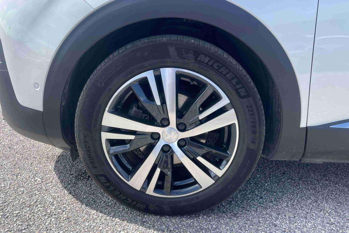peugeot-5008-2020-diesel-1499cc