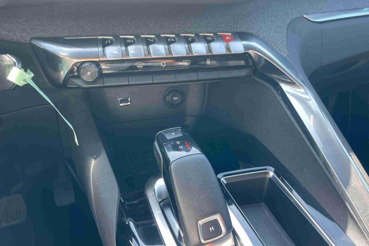 peugeot-5008-2020-diesel-1499cc