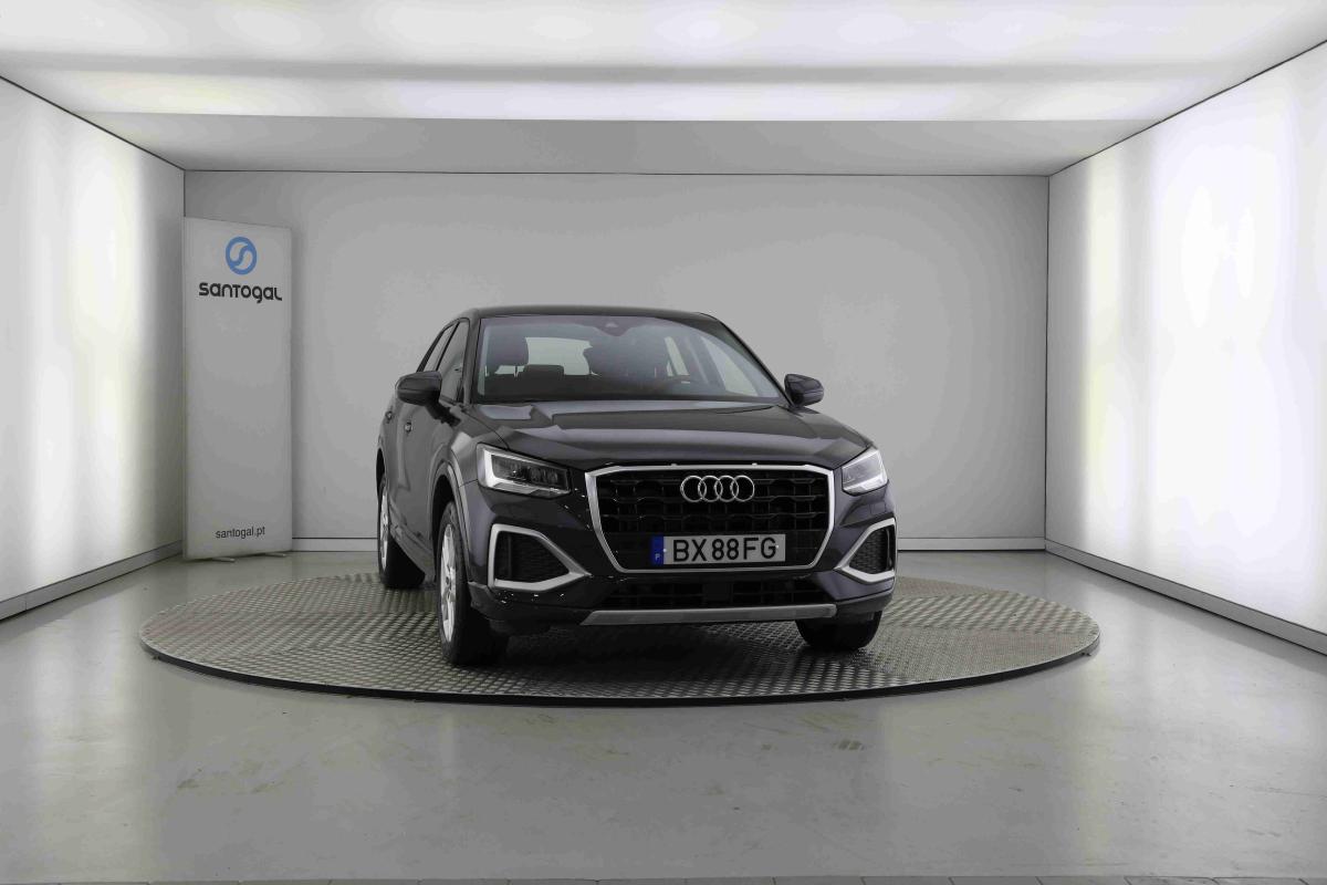 audi-q2-2025-gasolina-999cc