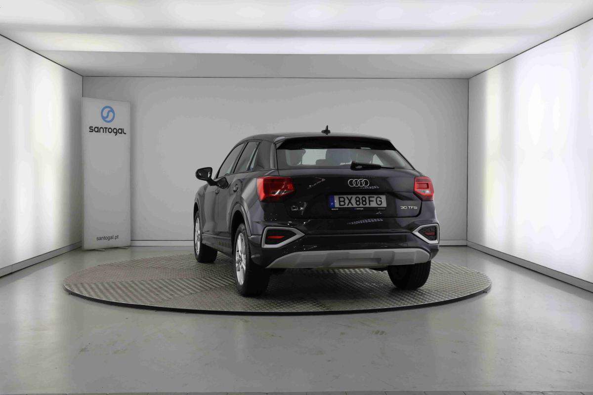 audi-q2-2025-gasolina-999cc