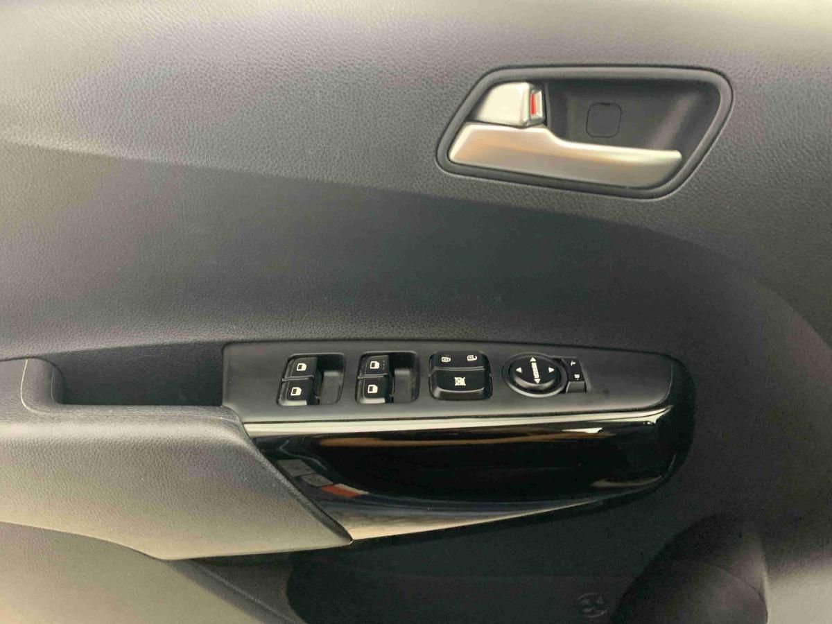 kia-picanto-2025-gasolina-998cc
