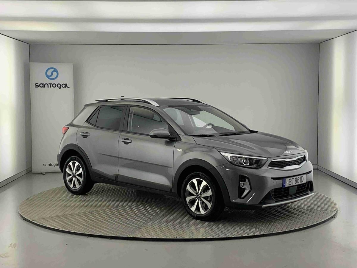 kia-stonic-2025-gasolina-1197cc