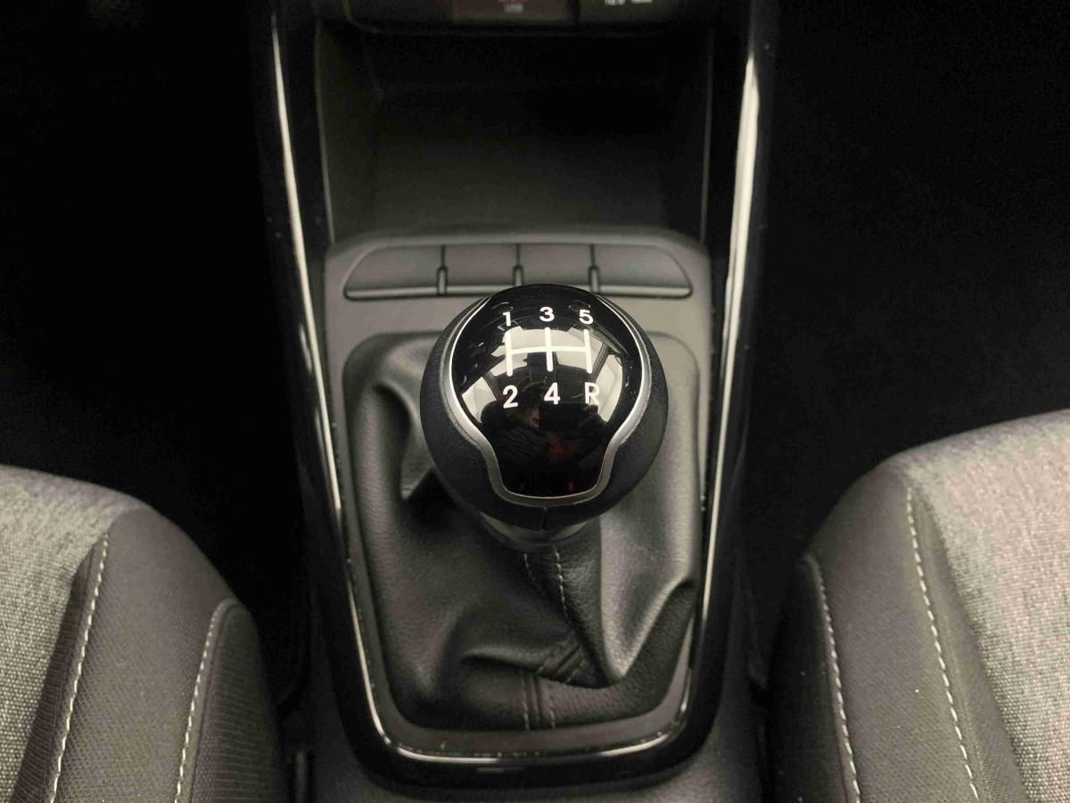 kia-stonic-2025-gasolina-1197cc