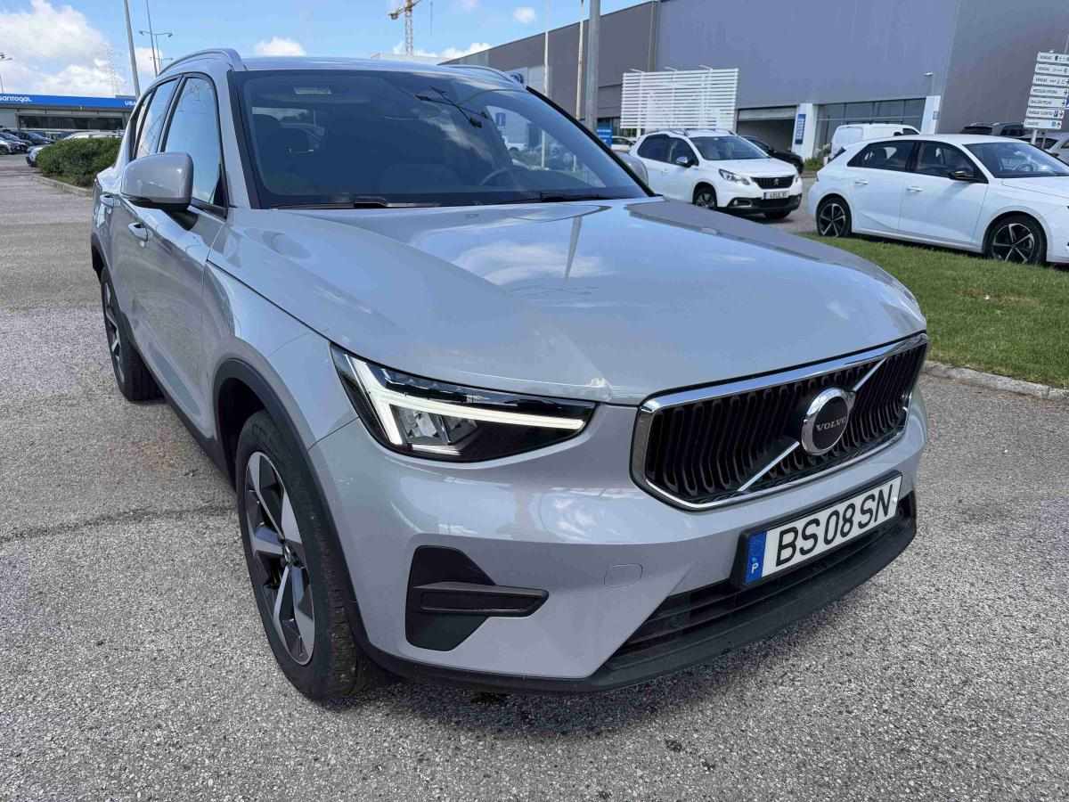 volvo-xc40-2025-gasolina-1969cc