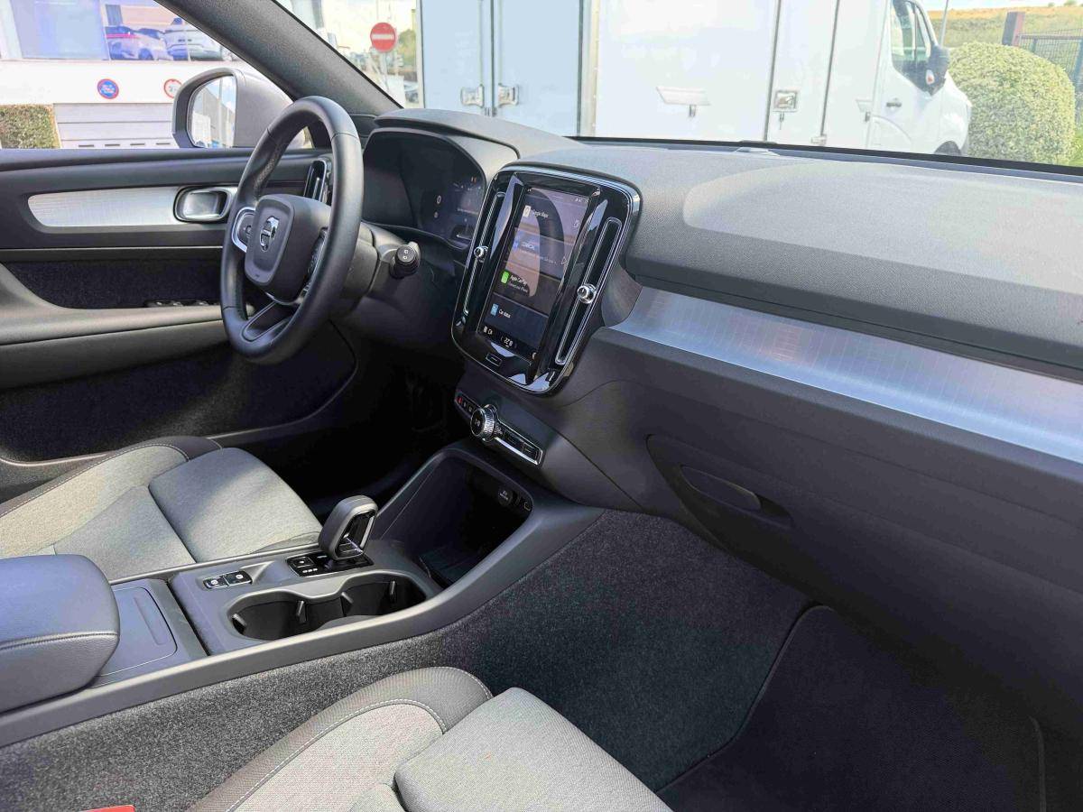 volvo-xc40-2025-gasolina-1969cc