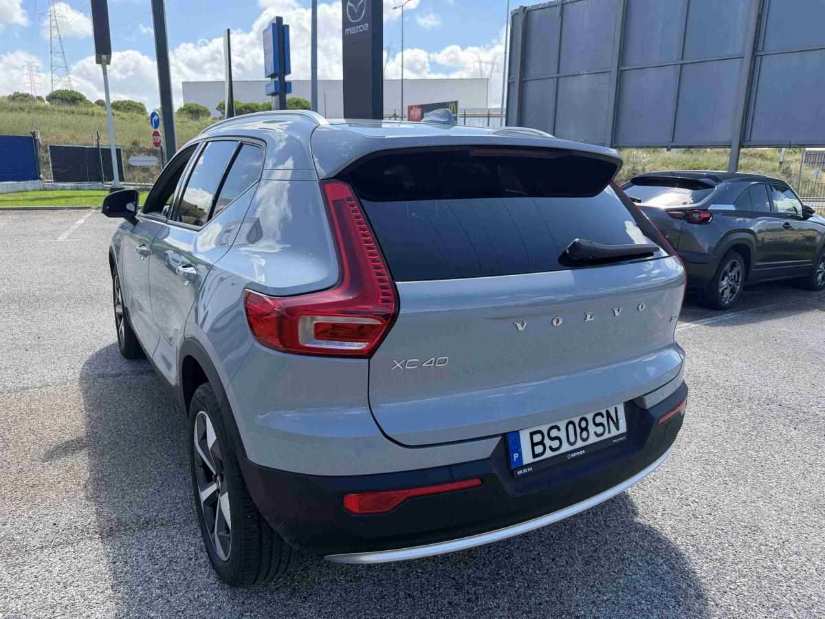 volvo-xc40-2025-gasolina-1969cc