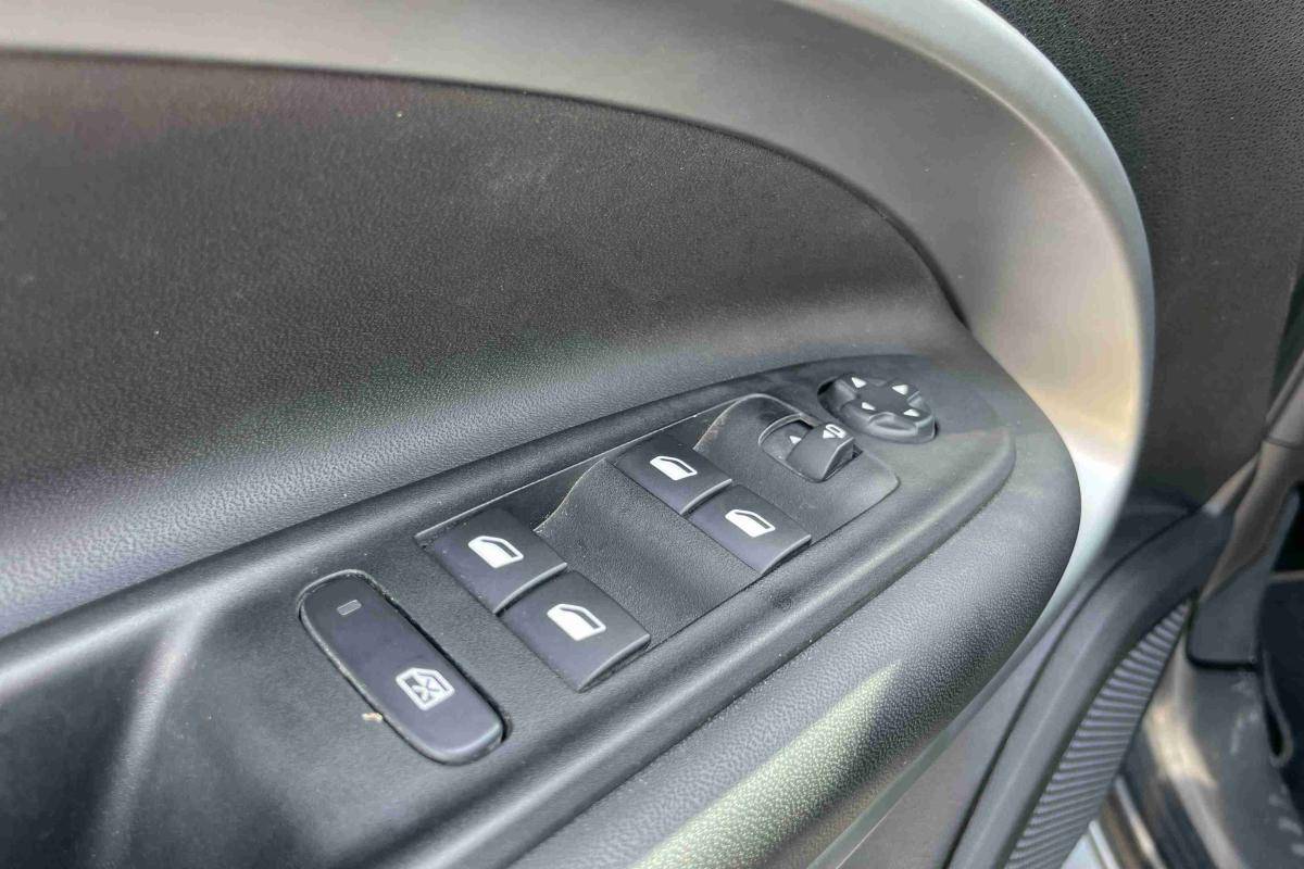 jeep-avenger-2025-gasolina-1199cc
