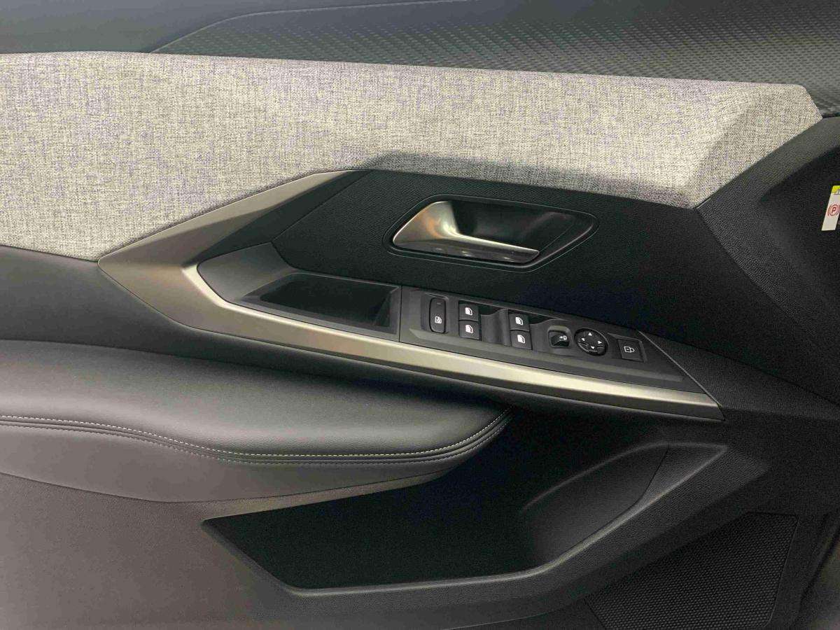peugeot-3008-2025-gasolina-1199cc