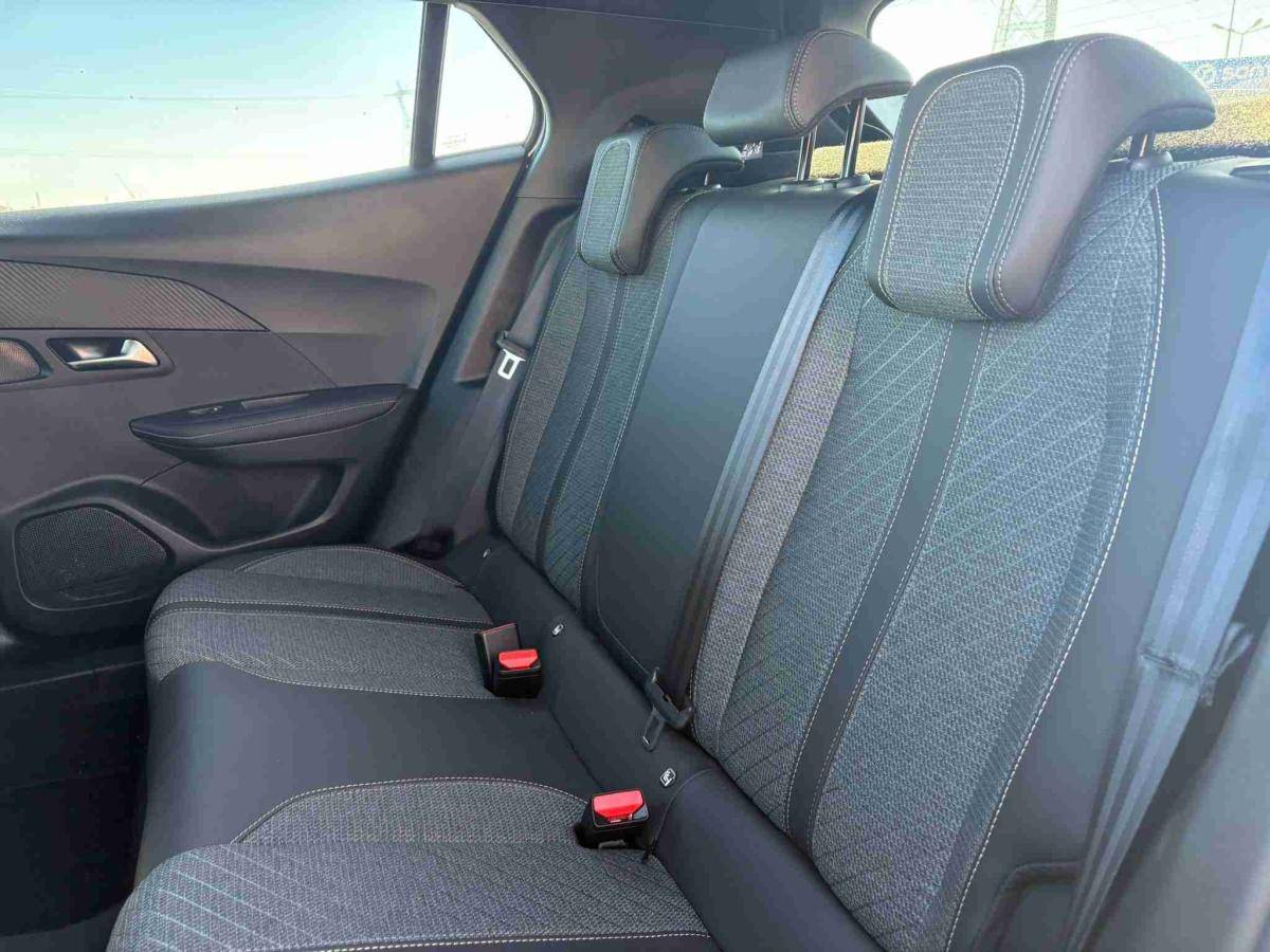 peugeot-2008-2026-gasolina-1199cc