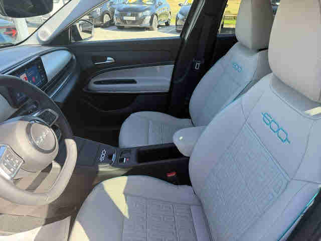 fiat-600-2024-gasolina-1199cc
