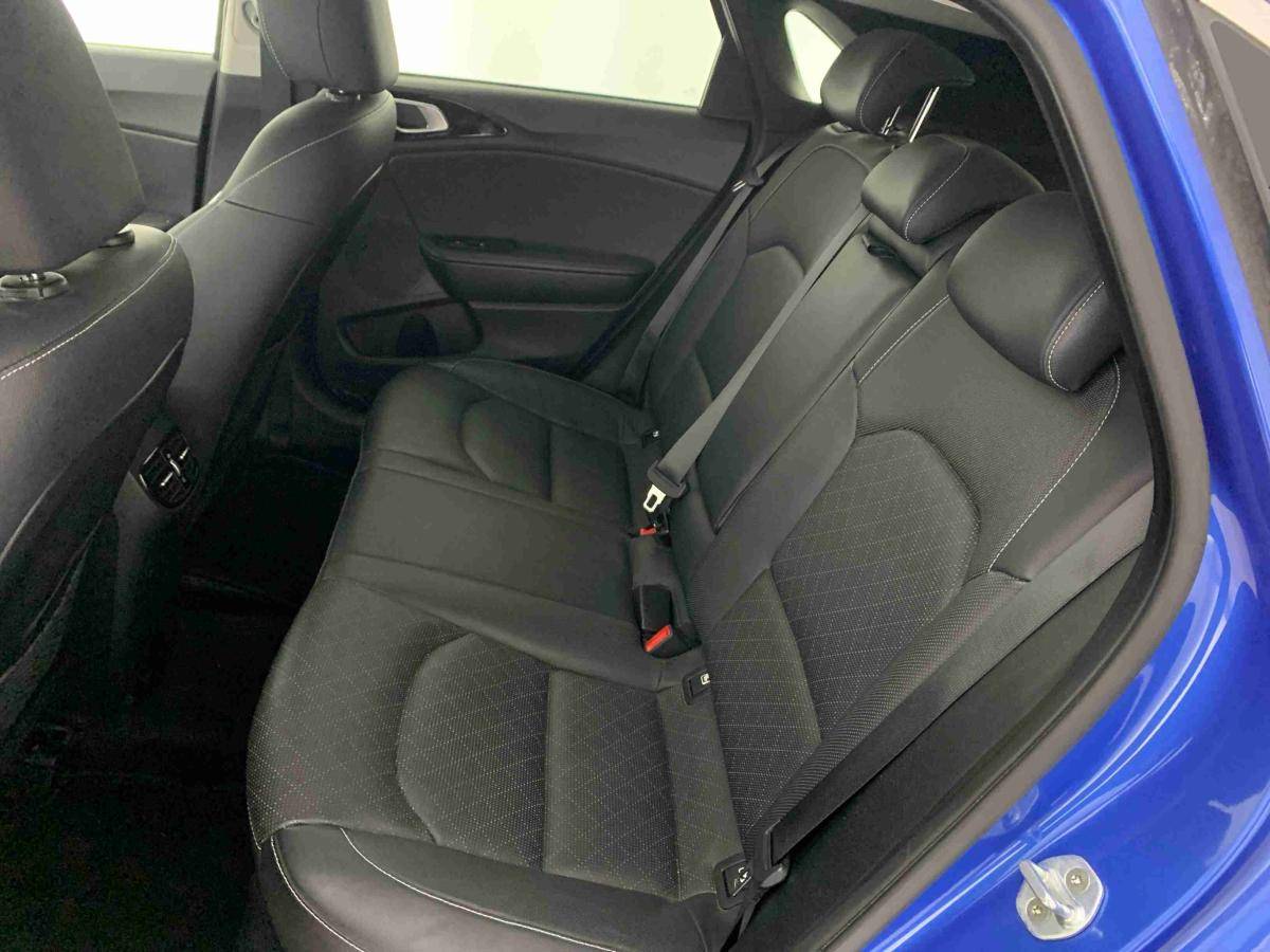 kia-ceed-2018-gasolina-1353cc