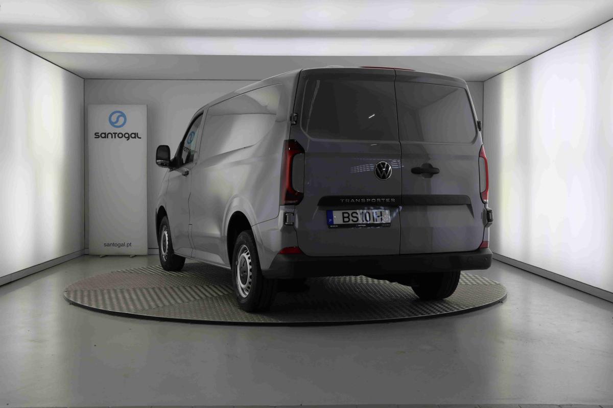 volkswagen-transporter-2025-diesel-1996cc
