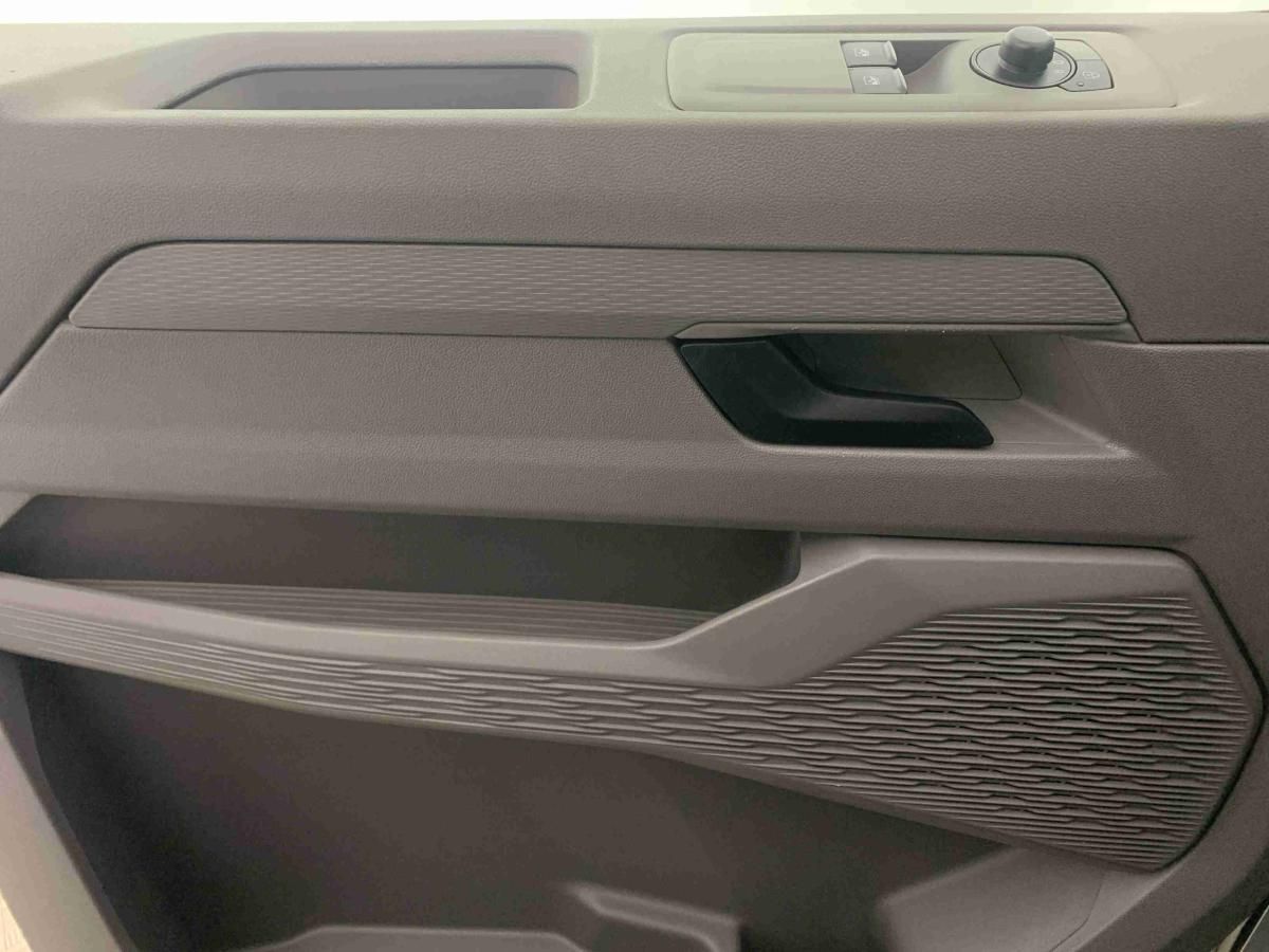 volkswagen-transporter-2025-diesel-1996cc
