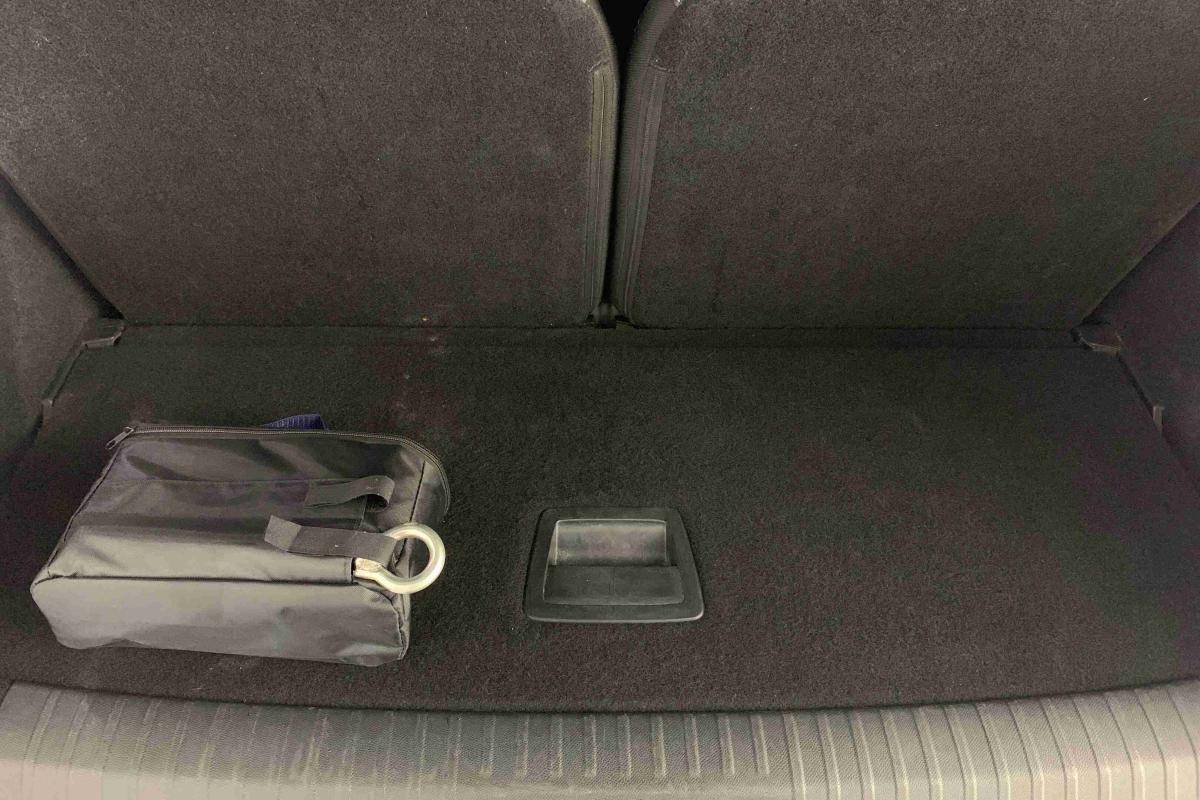 peugeot-5008-2025-gasolina-1199cc