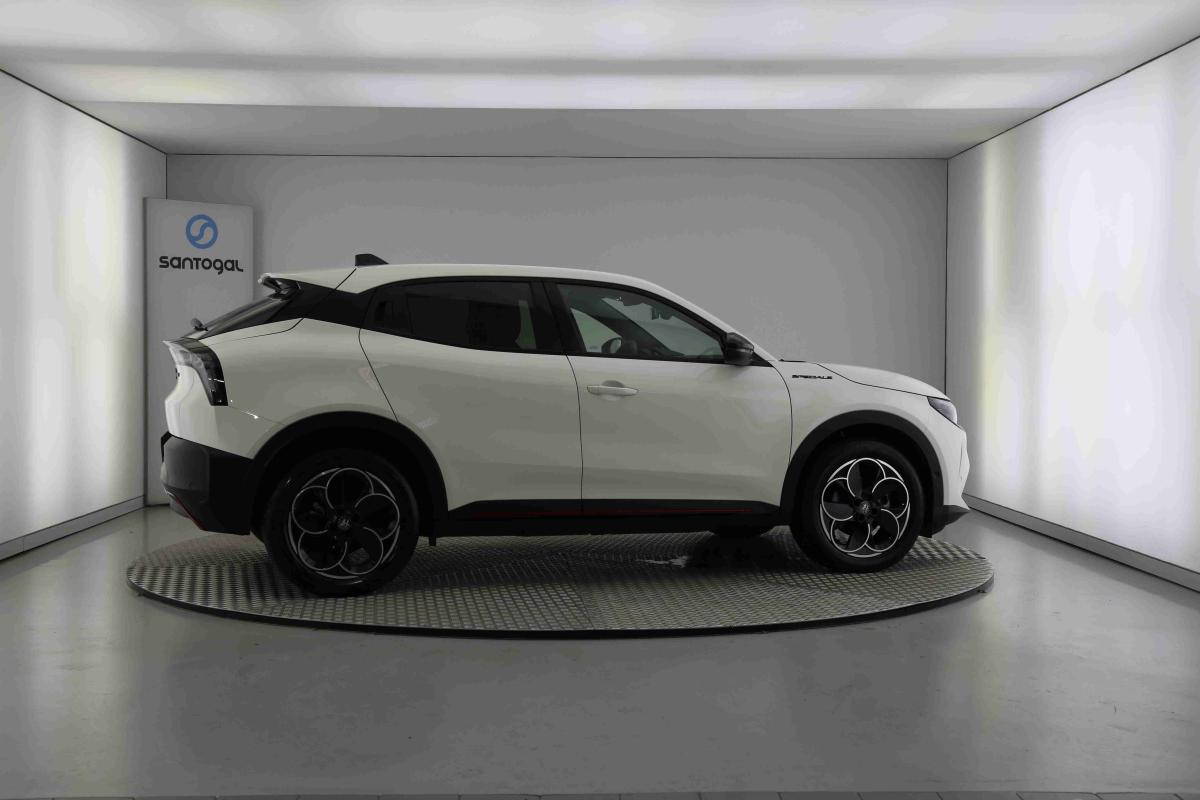 alfa-romeo-junior-2025-eletrico-0cc