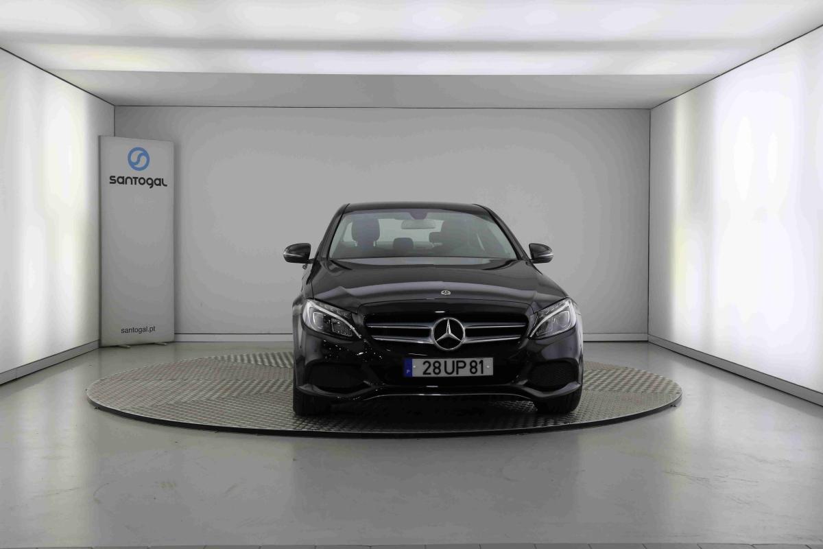 mercedes-benz-220-2018-diesel-2143cc