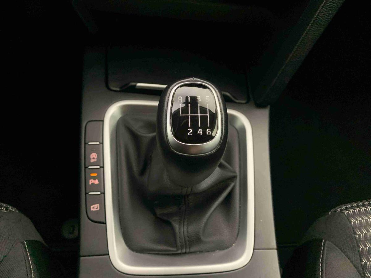 kia-xceed-2023-gasolina-998cc