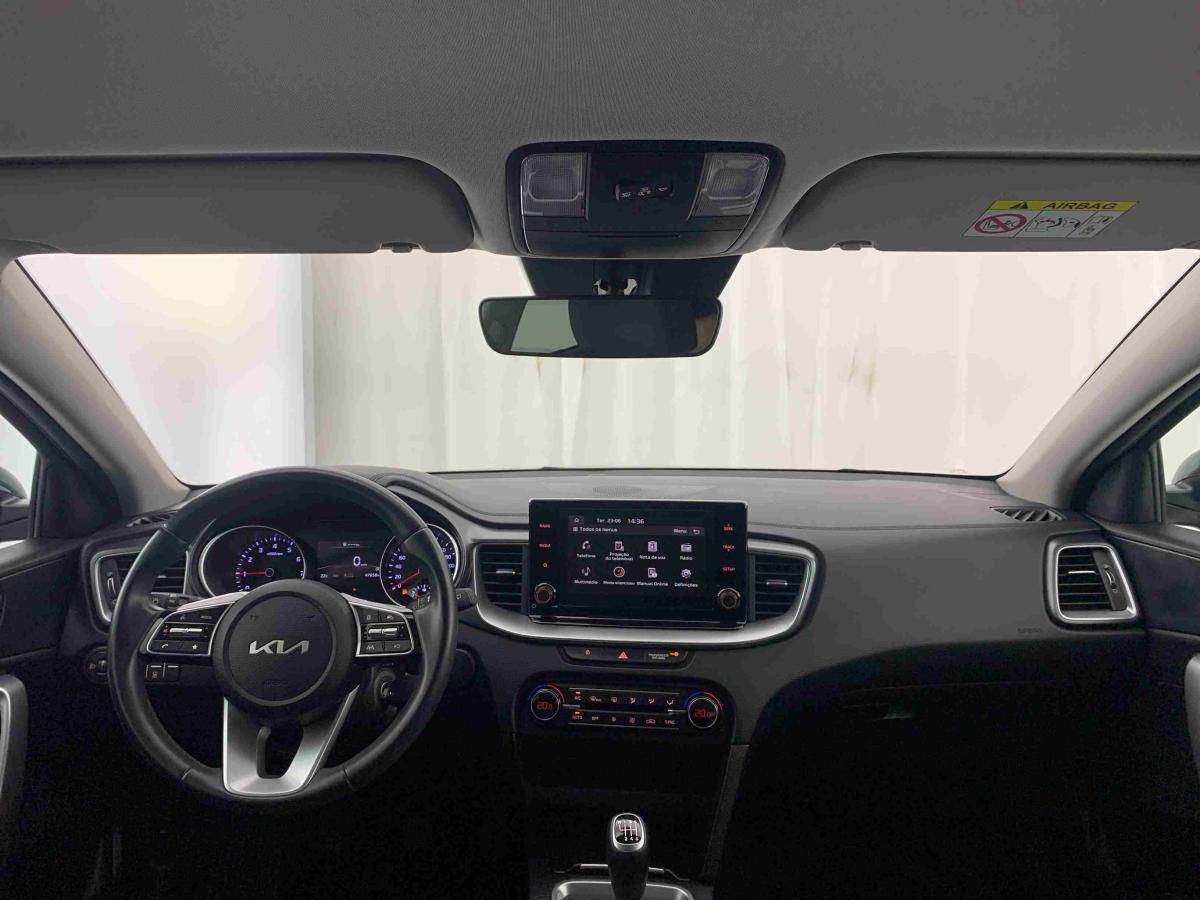 kia-xceed-2023-gasolina-998cc