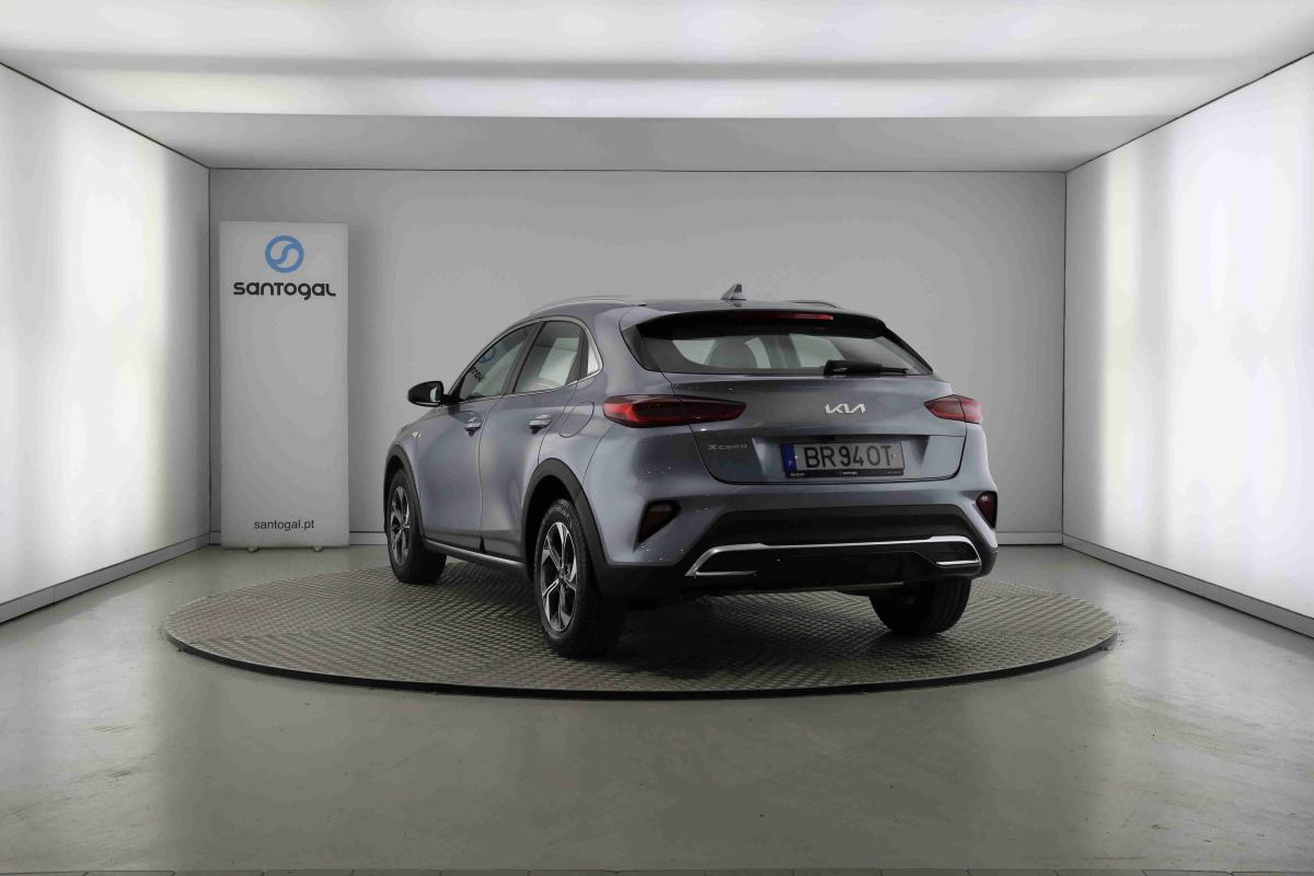 kia-xceed-2025-gasolina-998cc