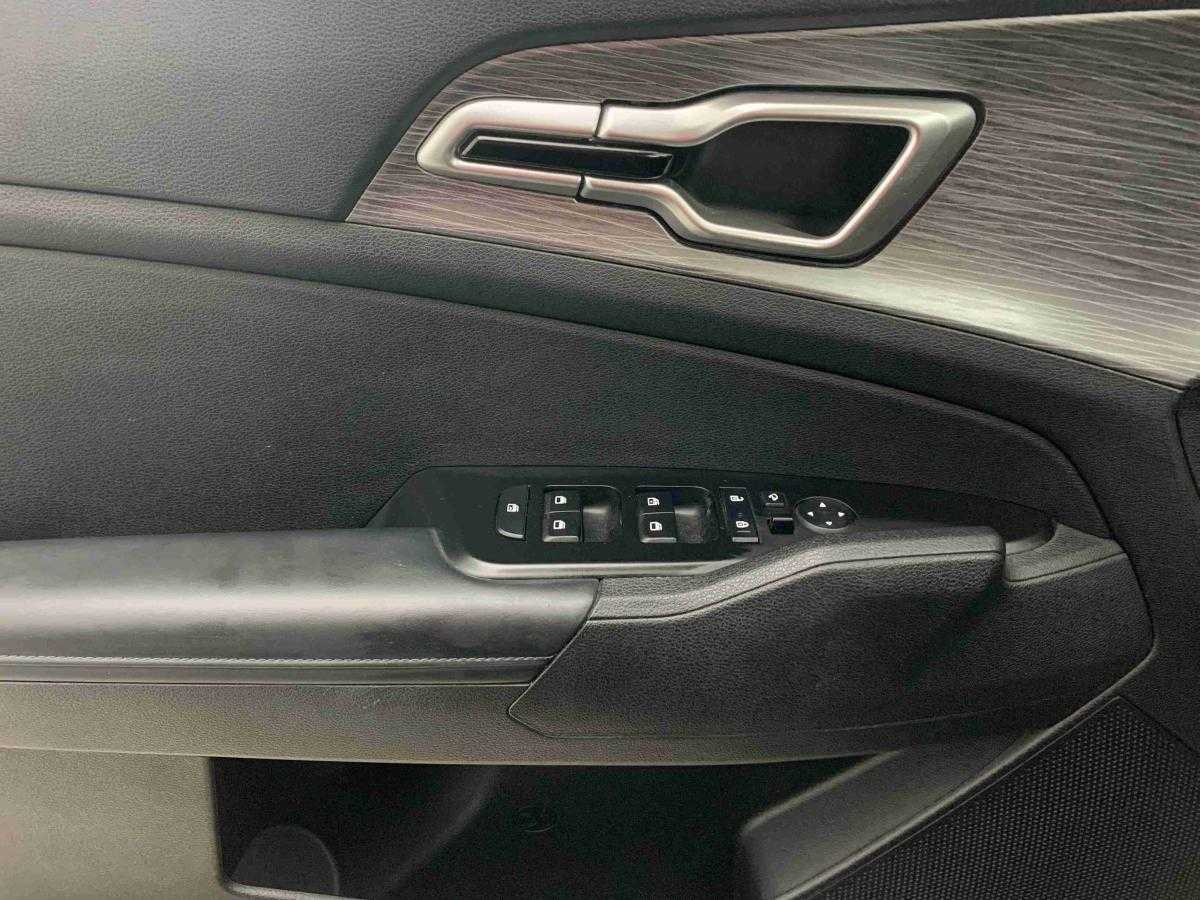 kia-sportage-2025-gasolina-1598cc