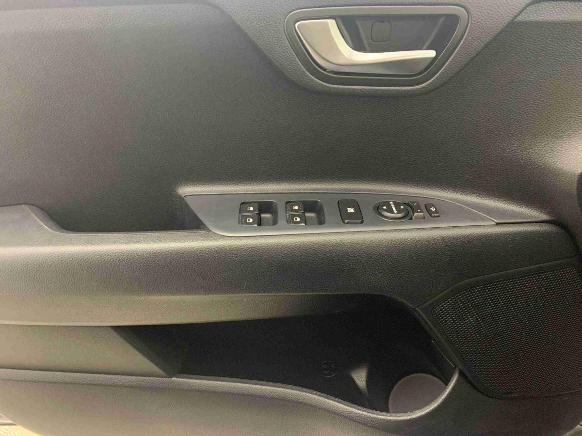 kia-stonic-2025-gasolina-998cc