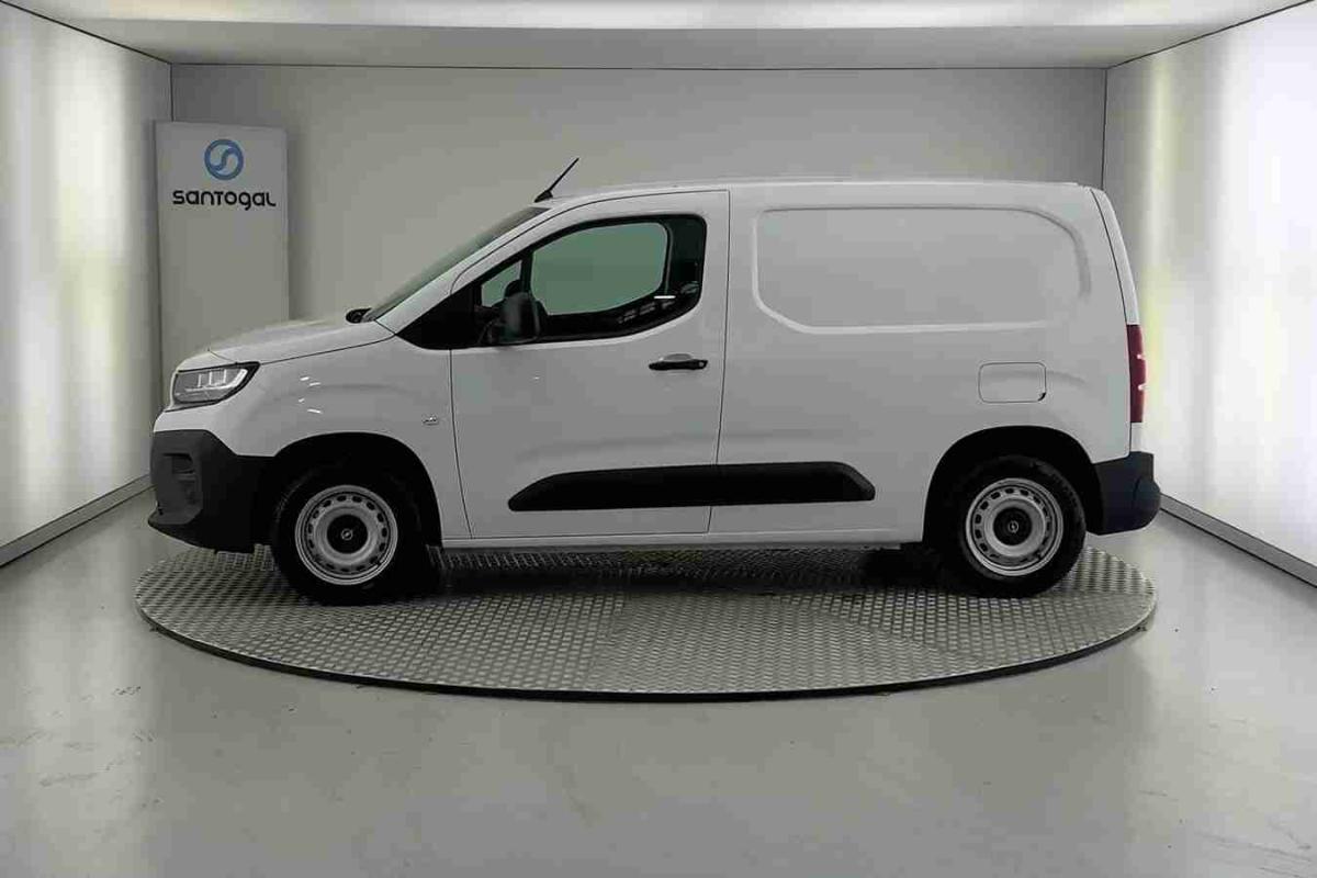 opel-combo-2025-diesel-1499cc