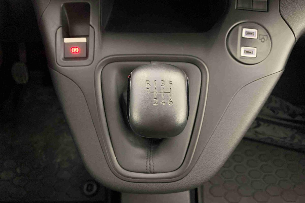 opel-combo-2025-diesel-1499cc