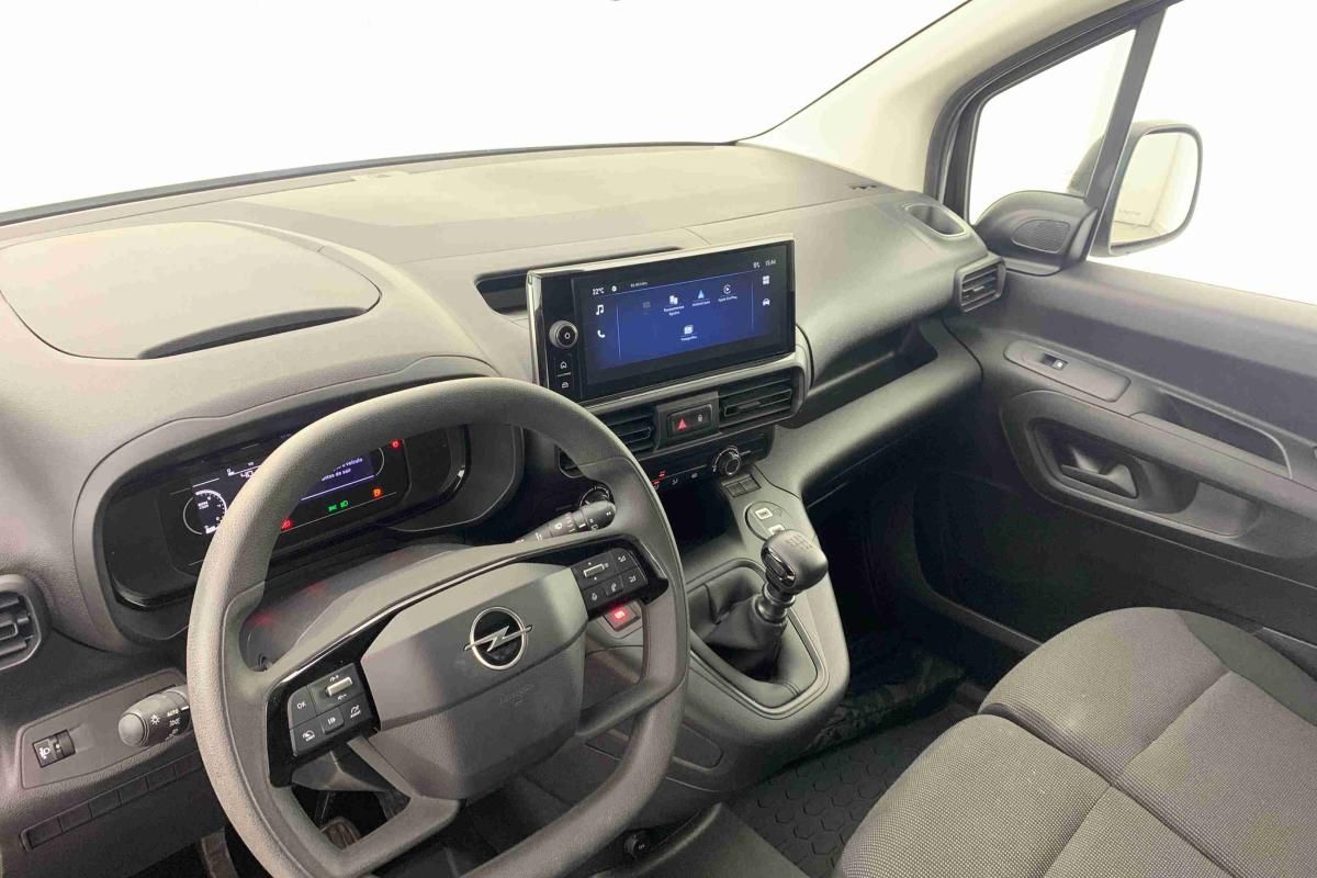 opel-combo-2025-diesel-1499cc