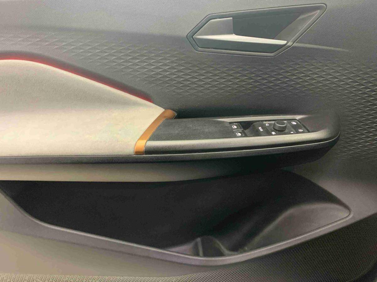 cupra-born-2023-eletrico-0cc