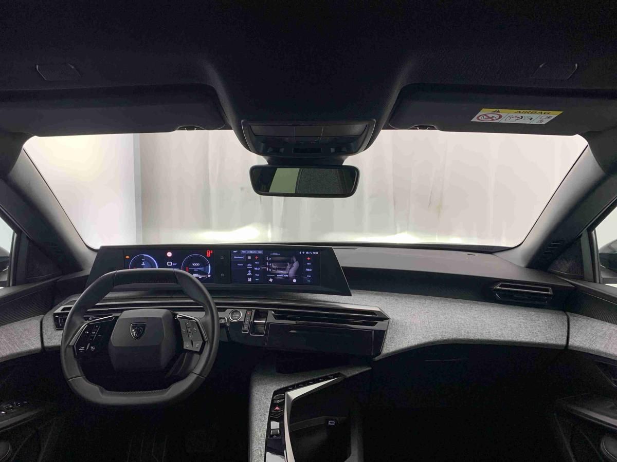 peugeot-5008-2025-gasolina-1199cc