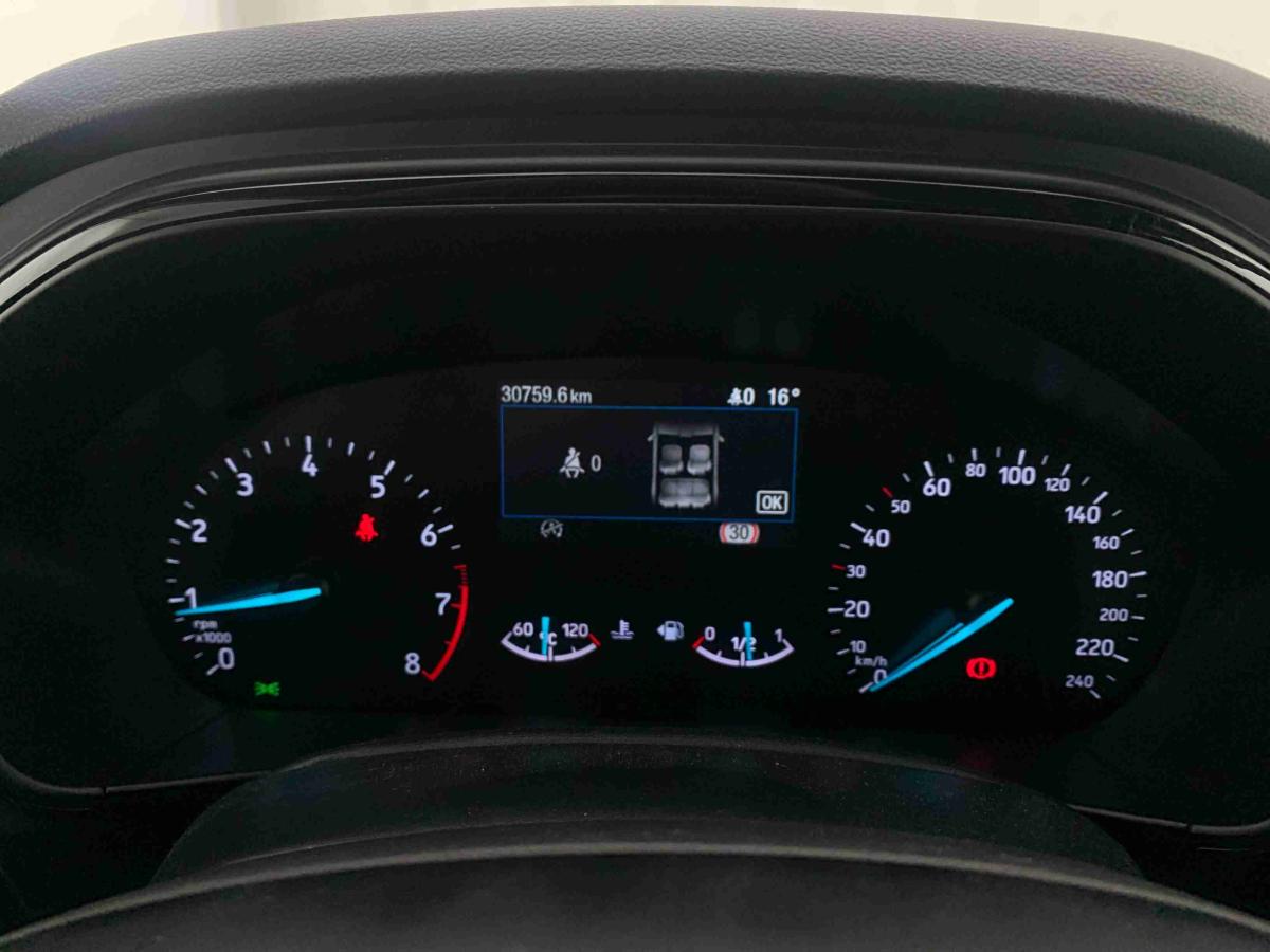 ford-focus-2022-gasolina-998cc
