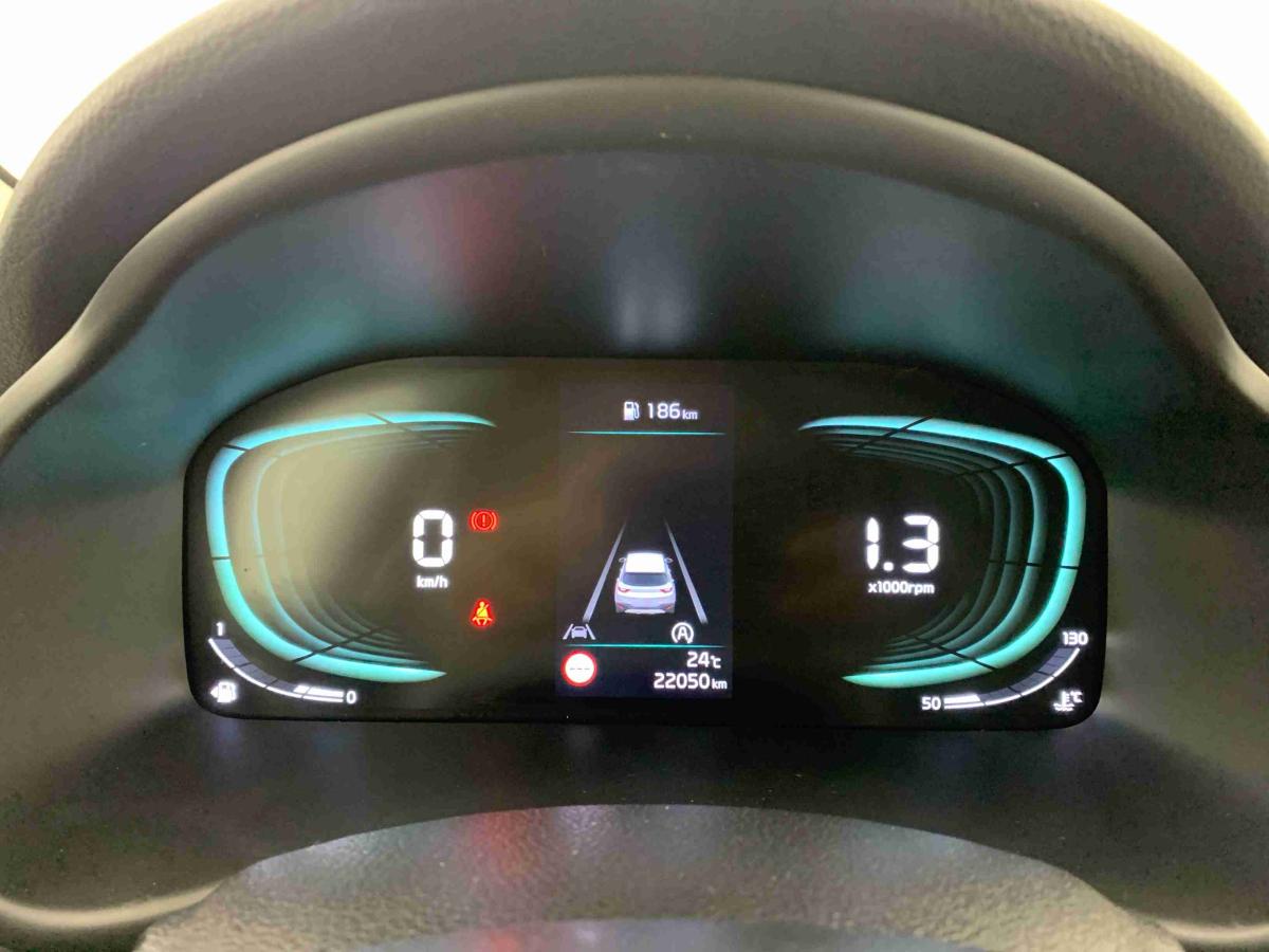 kia-stonic-2025-gasolina-998cc
