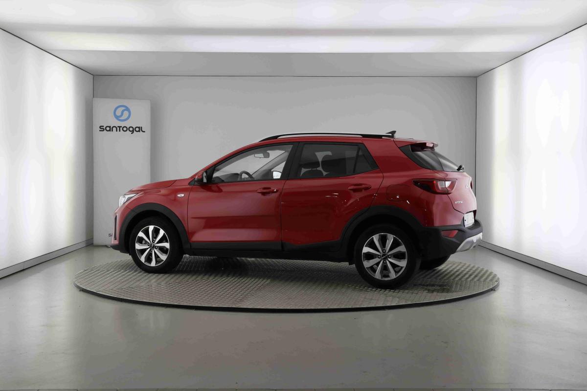 kia-stonic-2025-gasolina-1197cc