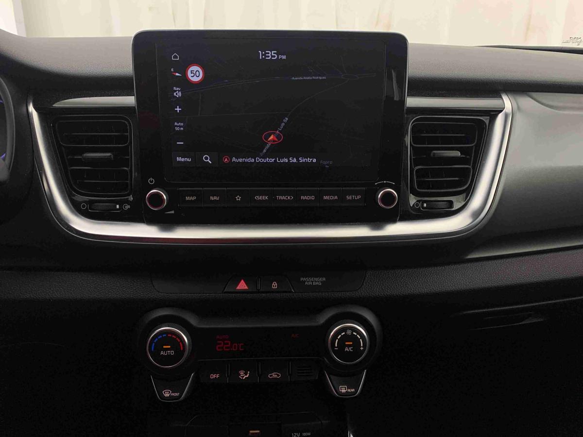kia-stonic-2025-gasolina-1197cc