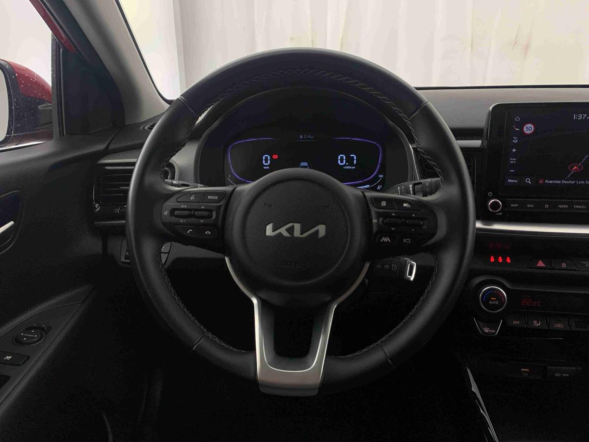 kia-stonic-2025-gasolina-1197cc