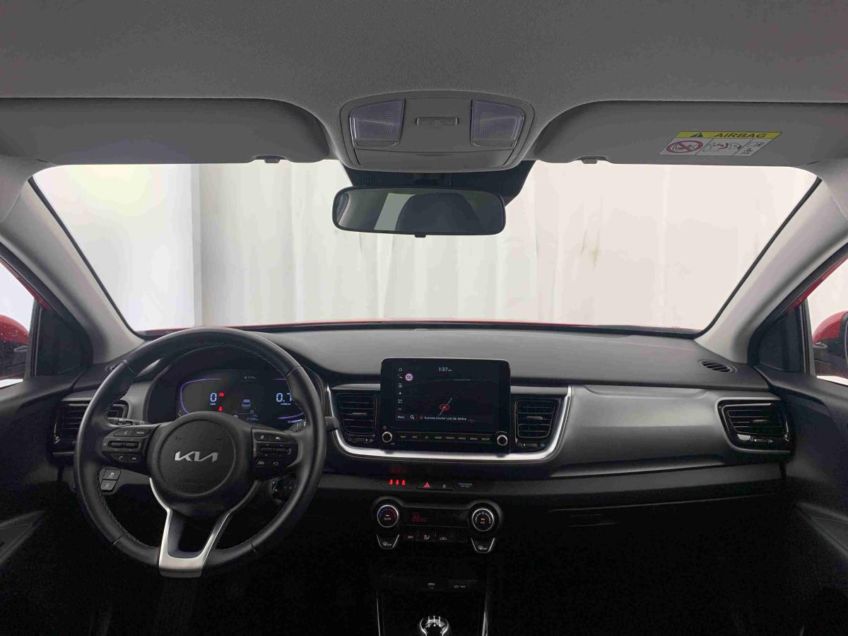 kia-stonic-2025-gasolina-1197cc
