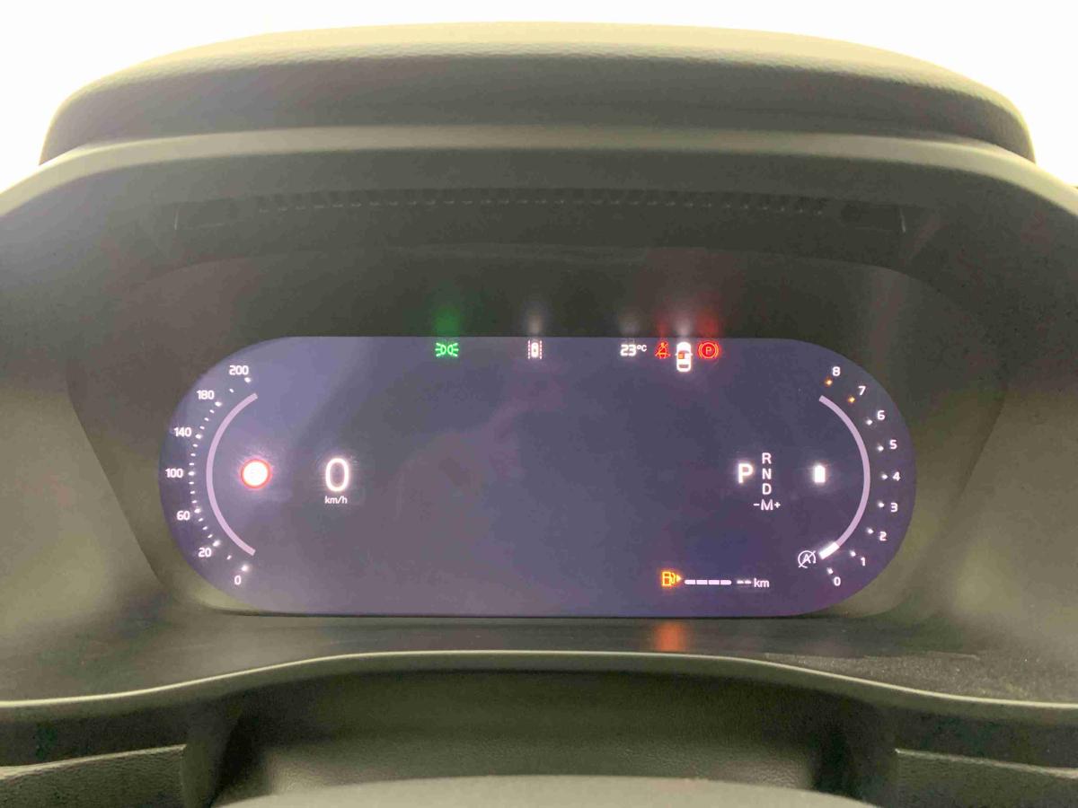 volvo-xc40-2025-gasolina-1969cc