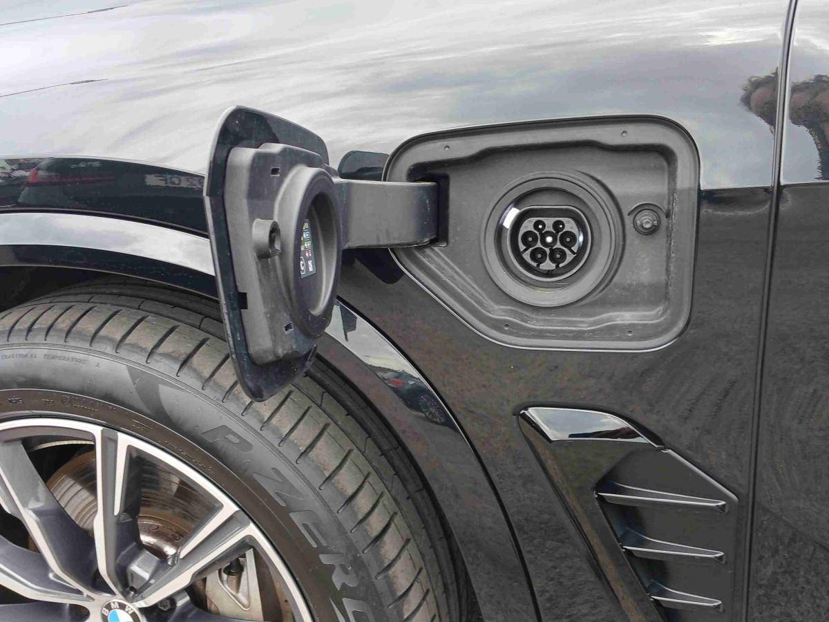 bmw-x5-2025-hibrido-2998cc