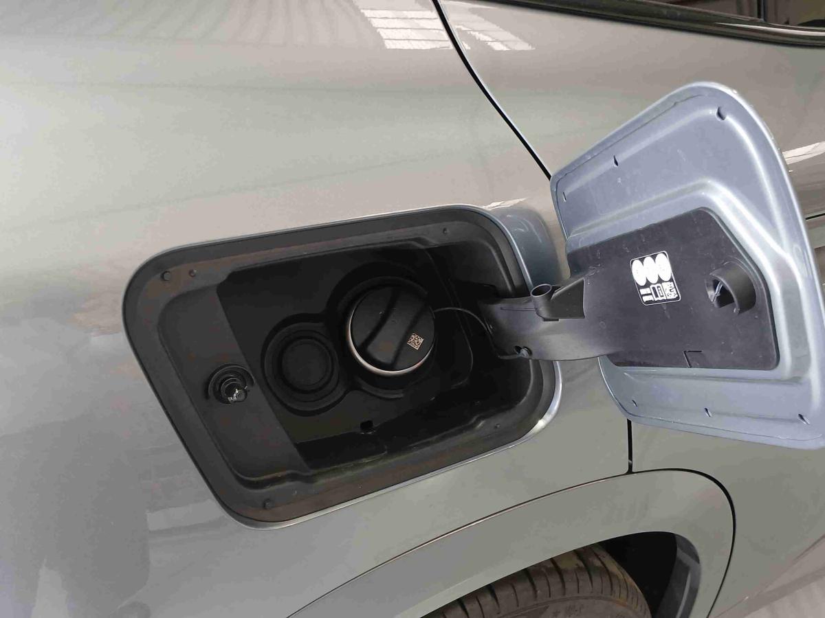 bmw-ix-2025-gasolina-1998cc