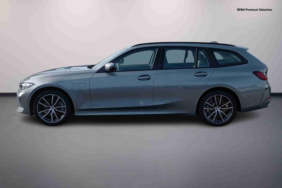 bmw-serie-3-330e-xdrive-2024-gasolina-1998cc