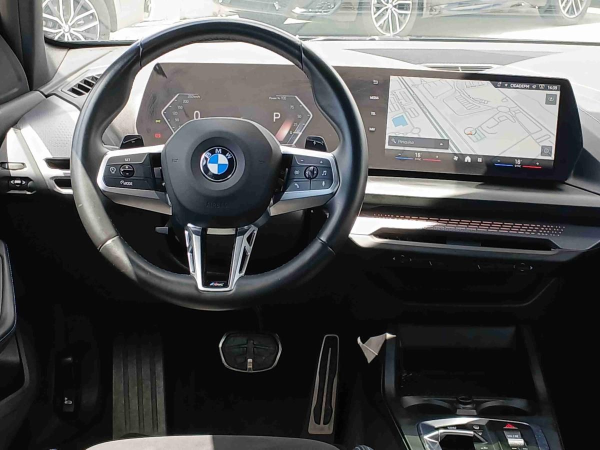 bmw-serie-1-2025-gasolina-1499cc