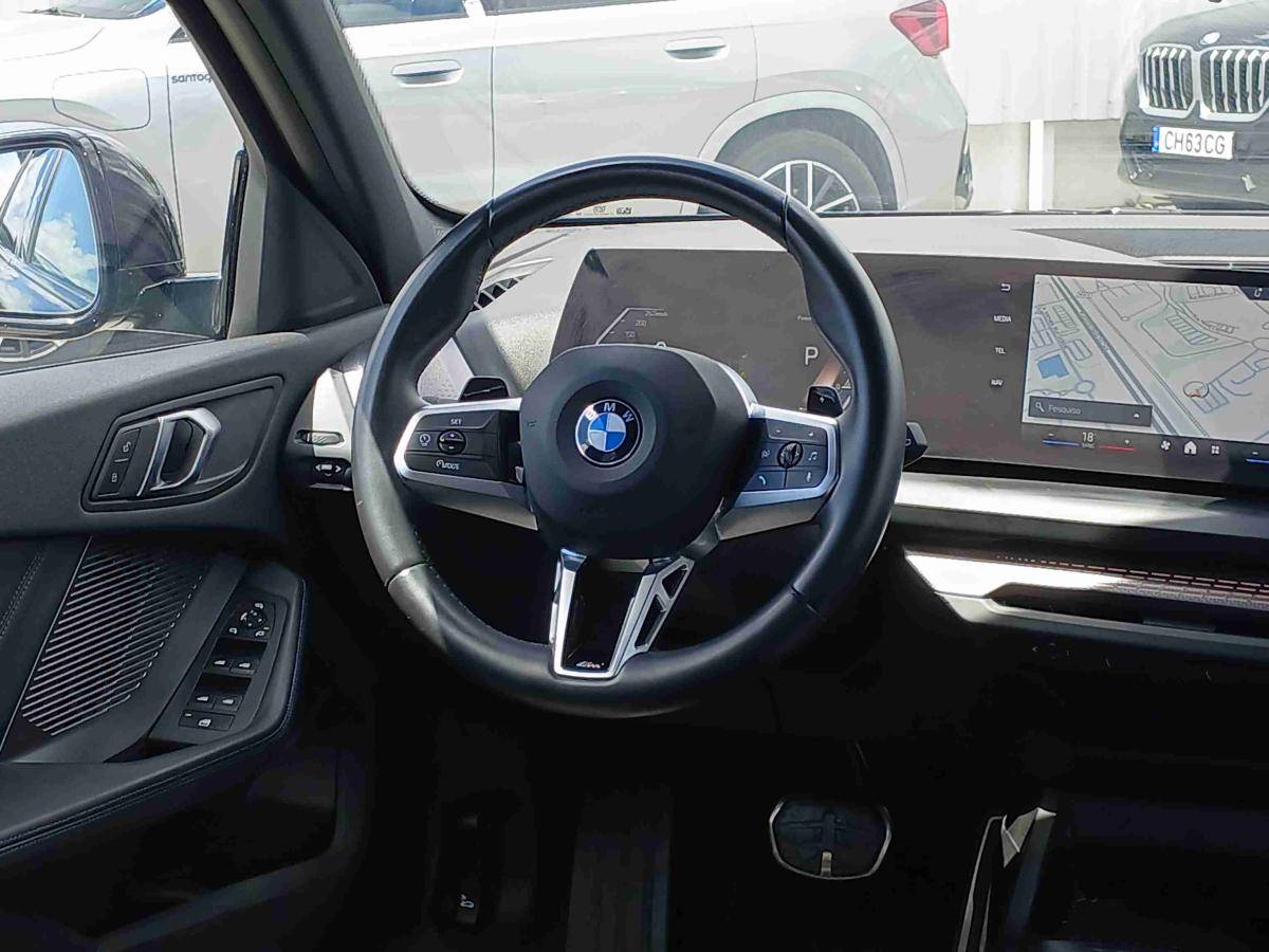 bmw-serie-1-2025-gasolina-1499cc