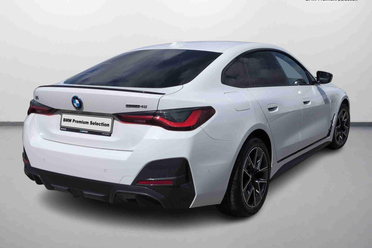 bmw-i4-2024-eletrico-0cc